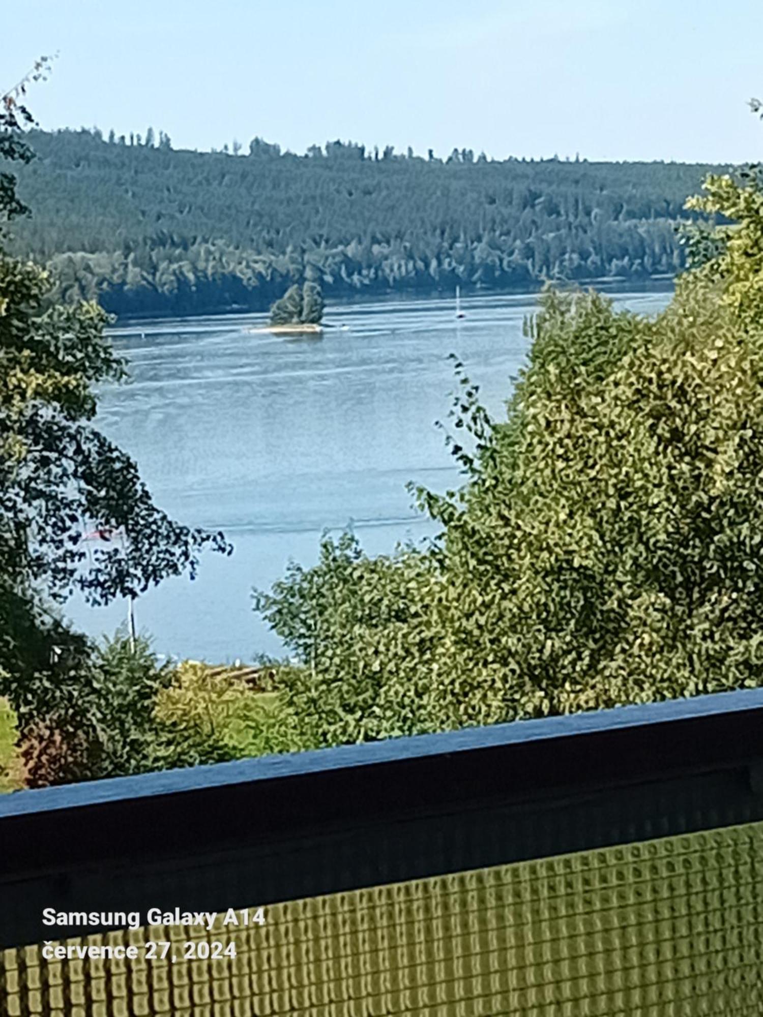 Apartman Lipno A12 Липно над Вълтава Екстериор снимка